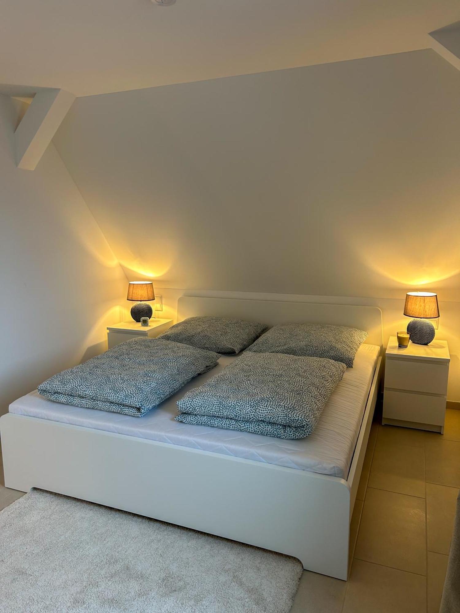 Ferienwohnung As5 Two Bamberg - Zentrale Lage Mit Parkplatz 哈尔施塔特 外观 照片