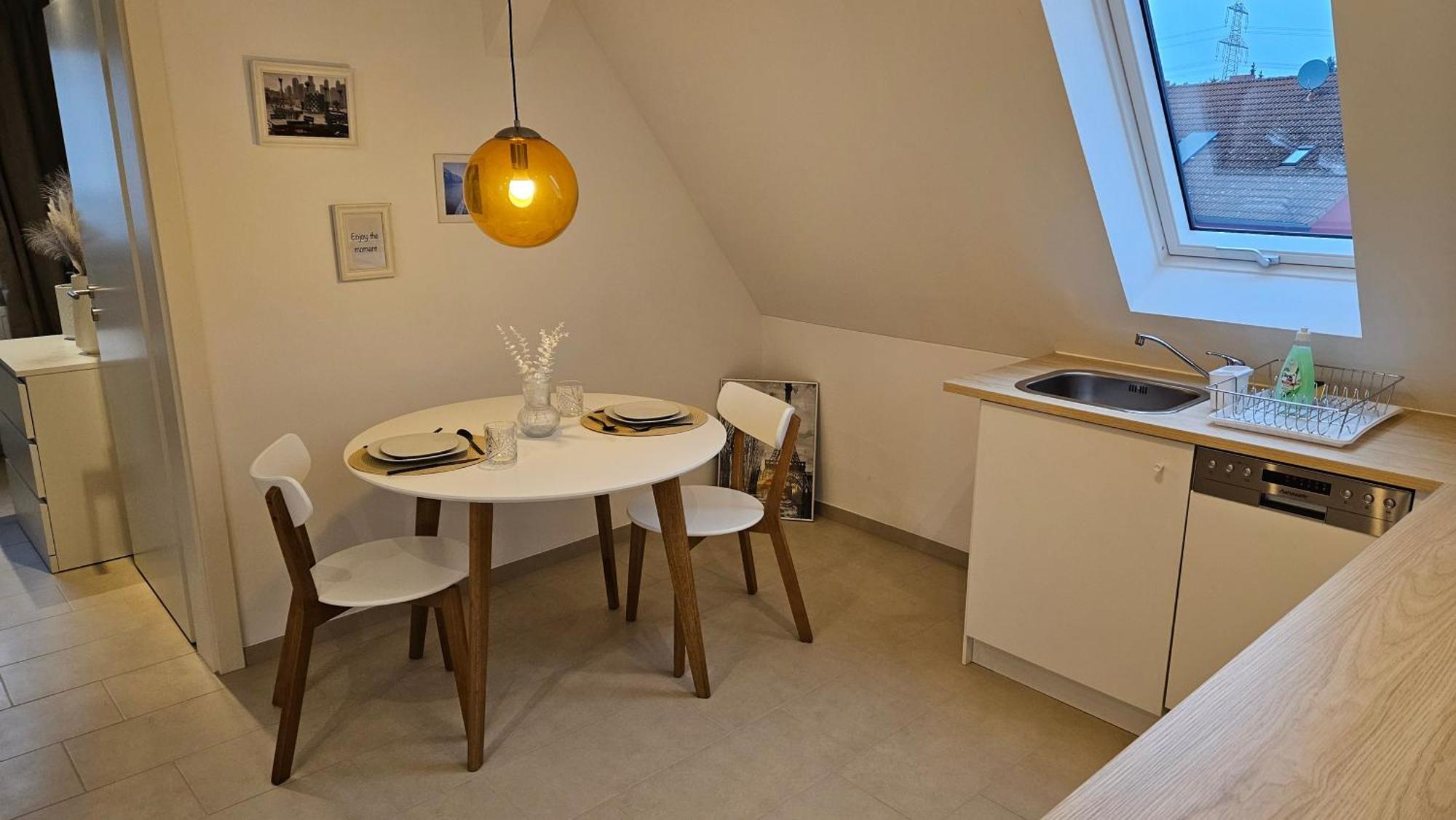 Ferienwohnung As5 Two Bamberg - Zentrale Lage Mit Parkplatz 哈尔施塔特 外观 照片