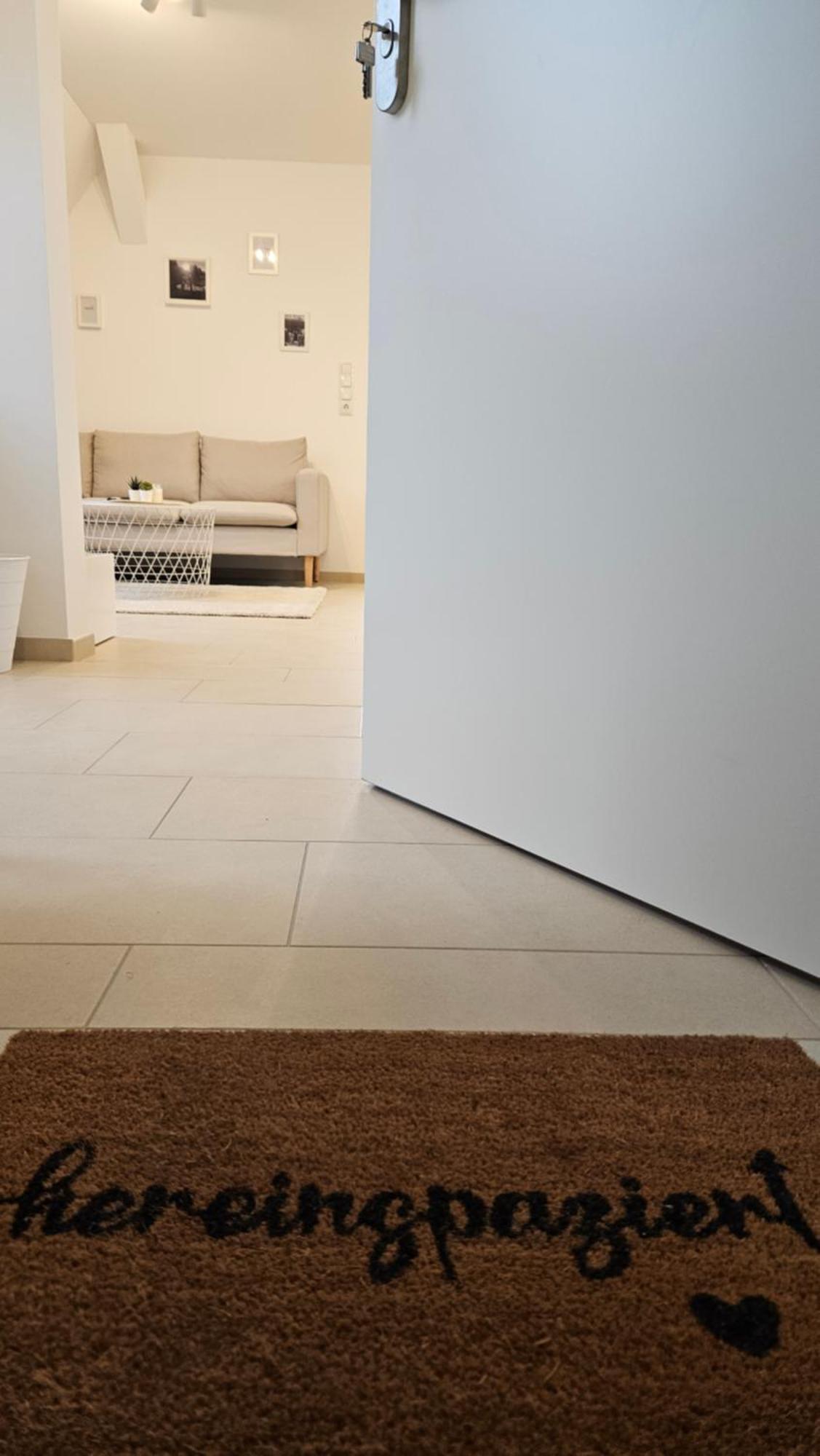 Ferienwohnung As5 Two Bamberg - Zentrale Lage Mit Parkplatz 哈尔施塔特 外观 照片